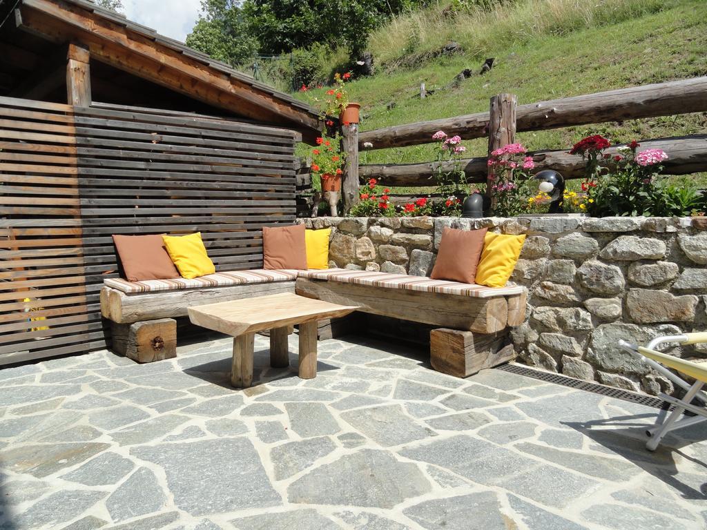 B&B Mas Di Zonadi ราบบิ ภายนอก รูปภาพ