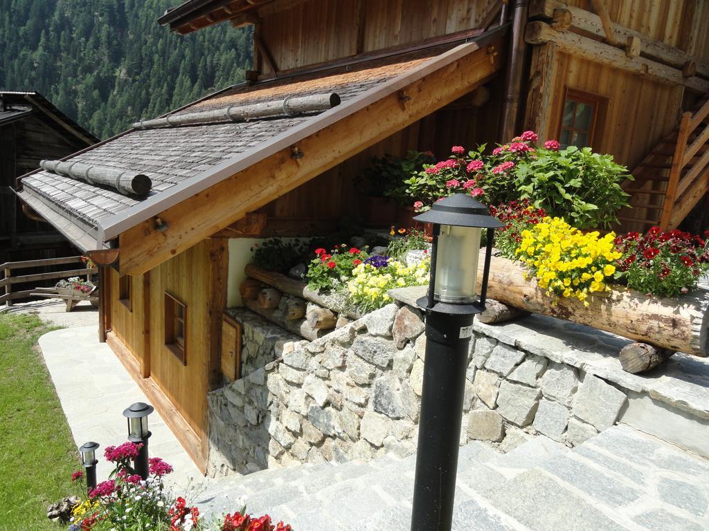 B&B Mas Di Zonadi ราบบิ ภายนอก รูปภาพ