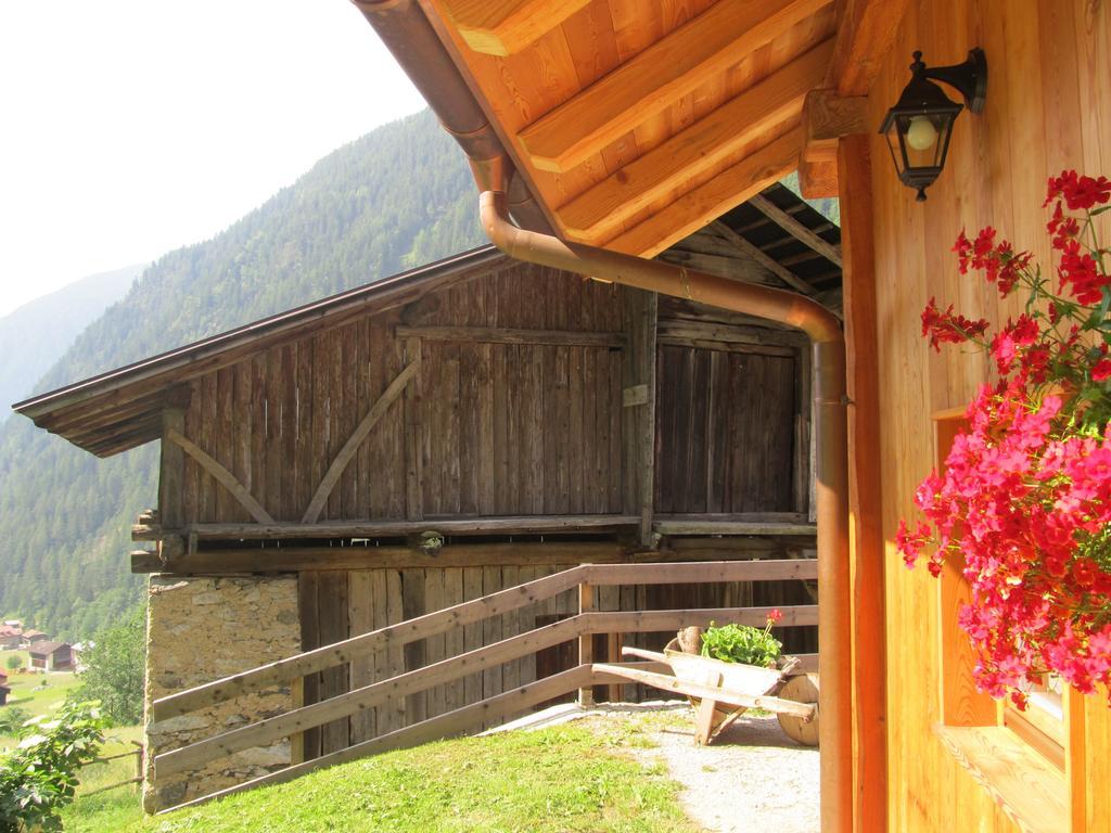 B&B Mas Di Zonadi ราบบิ ภายนอก รูปภาพ
