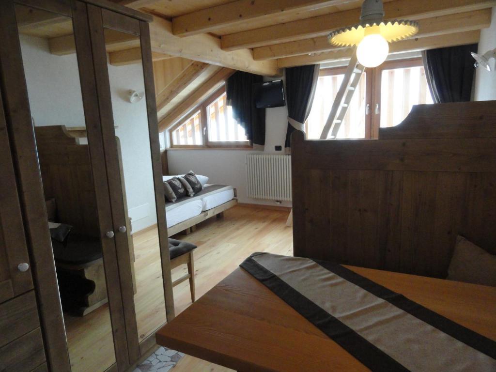 B&B Mas Di Zonadi ราบบิ ห้อง รูปภาพ